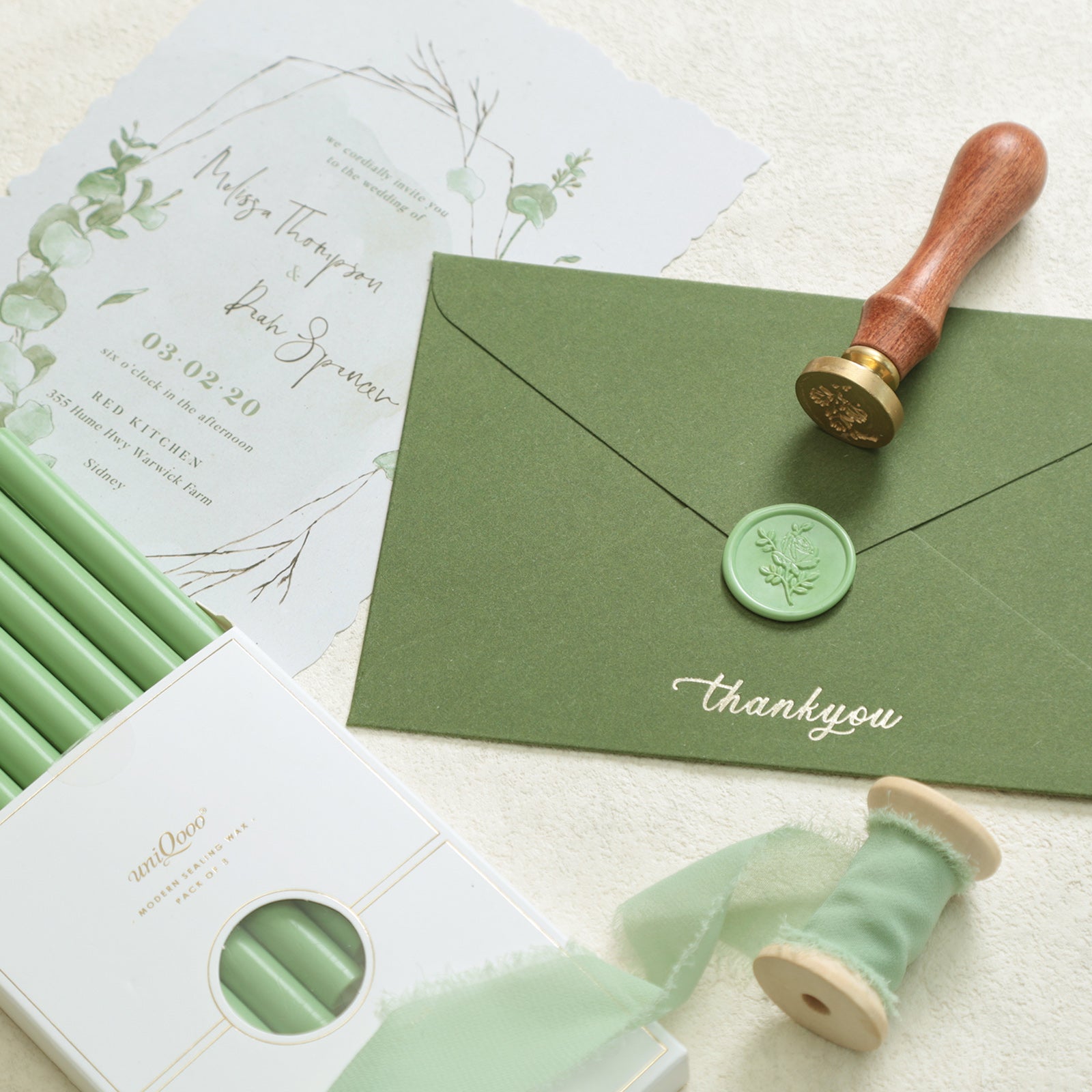 Mint Green Sealing Wax Sticks, 8 Pack