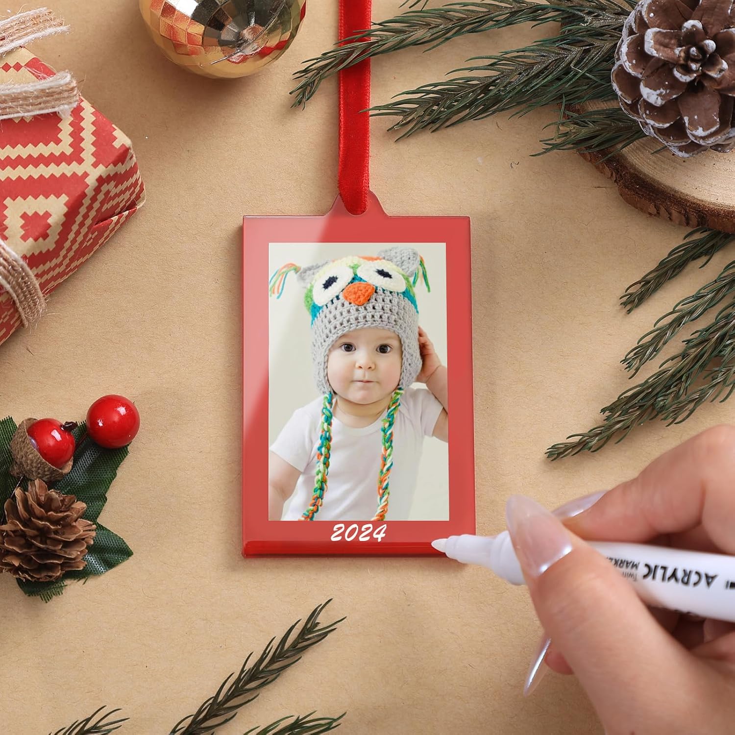 8 Pcs 2 x 3 inch Christmas Acrylic Red Photo Frame Ornaments for Display Picture