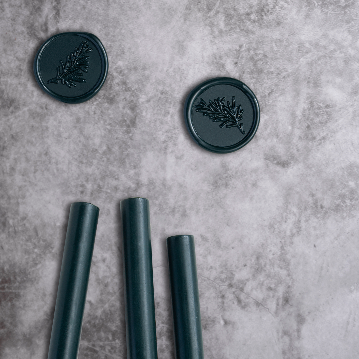 Forest Pine Green Sealing Wax Sticks, 8 Pack