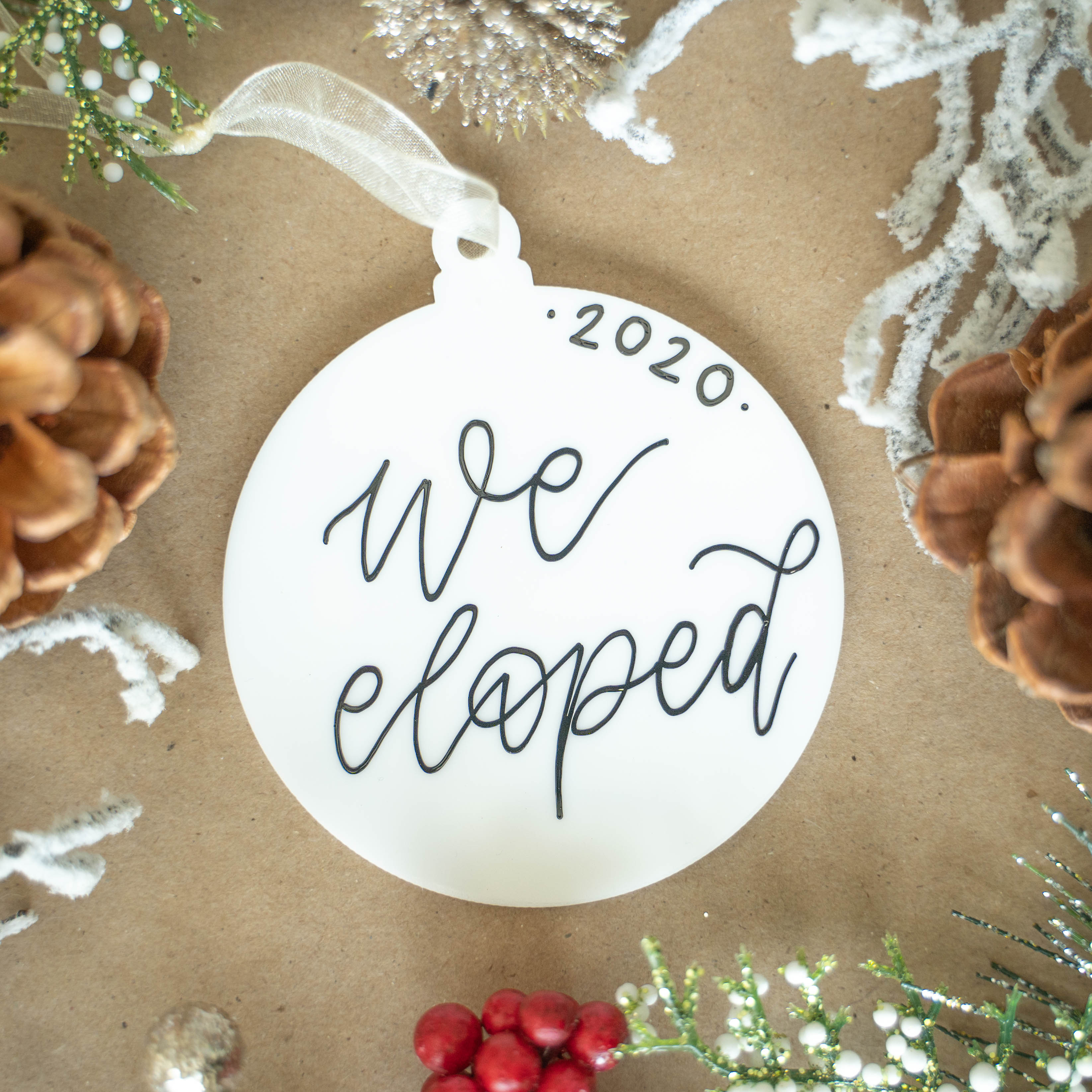 Uniqooo 3" White Round Acrylic Christmas Ornament, 4mm thickness, Wholesale